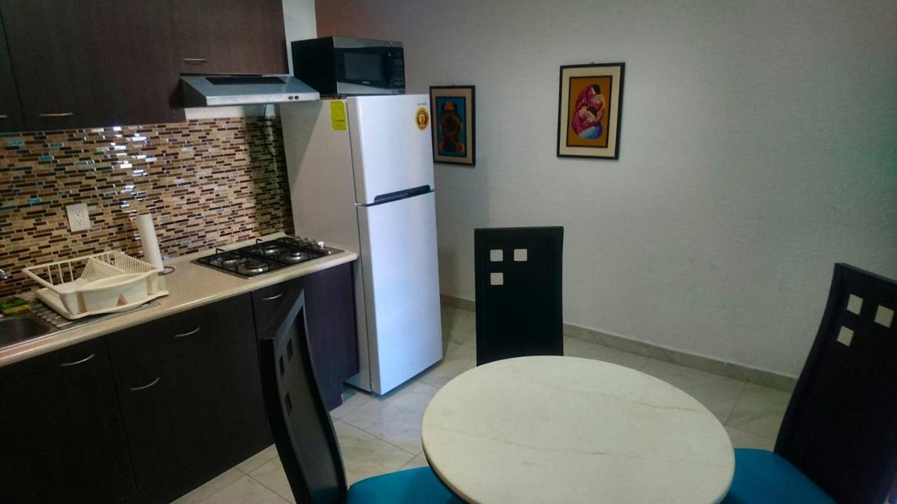Brisas Sealight Apartment カンクン エクステリア 写真